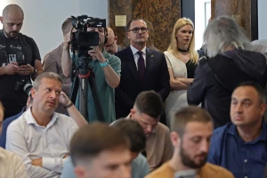 Preokret - Mijat napušta Humsku: ''Ja ovako ne mogu dalje!''